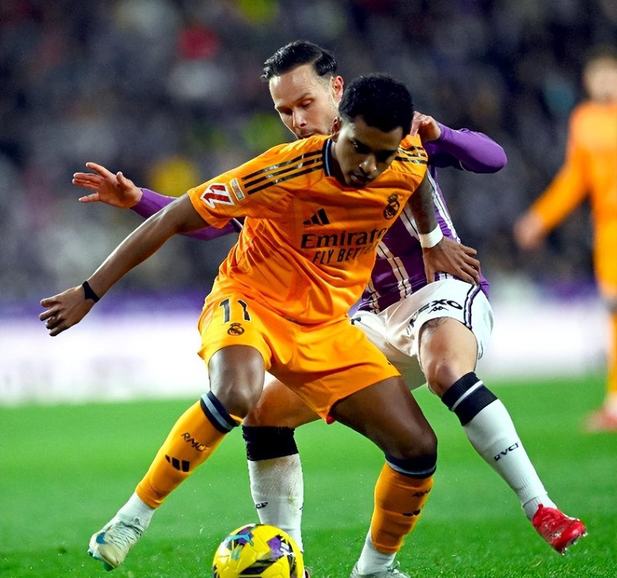 上演帽子戏法！前锋状态火爆领跑射手榜