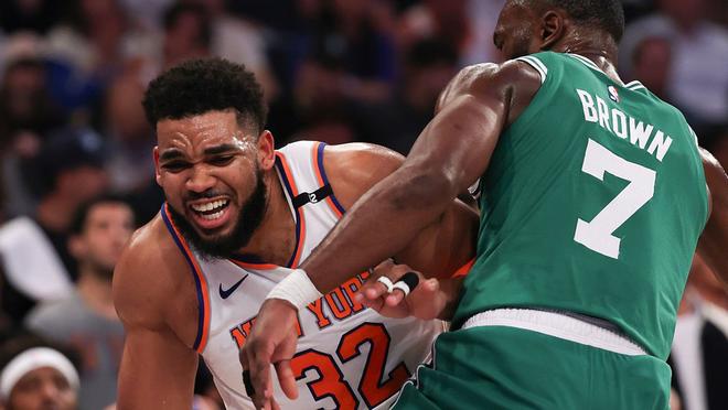 尼克斯队出色表现，球员状态达到巅峰