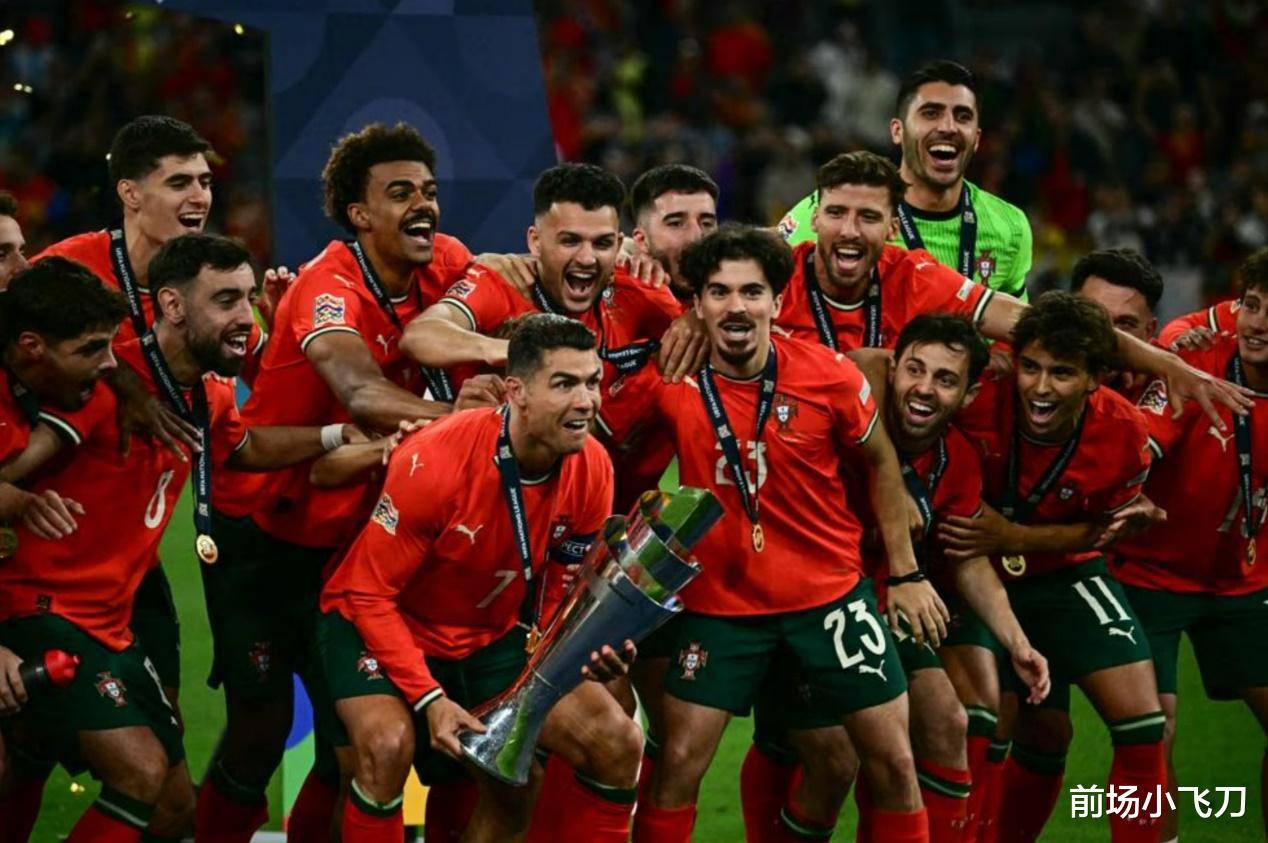 包含葡萄牙队长积极备战下个赛季,力争再创辉煌的词条 包含葡萄牙队长积极备战下个赛季,力争再创辉煌的词条