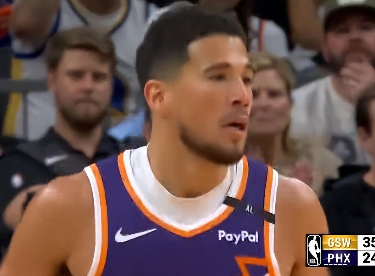 勇士队大胜太阳,再度升至西部第一 勇士队大胜太阳,再度升至西部第一