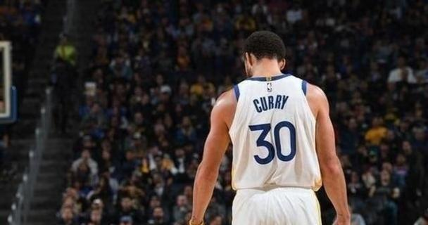 勇士击败湖人,斩获五连胜 勇士击败湖人,斩获五连胜