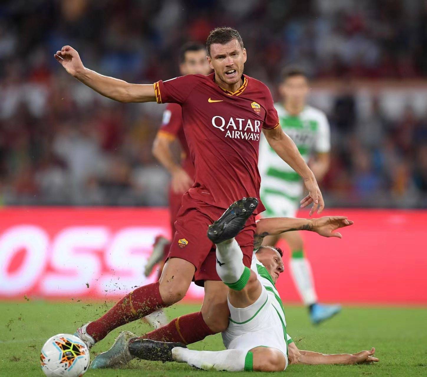 意大利足球联赛豪强备战下轮比拼